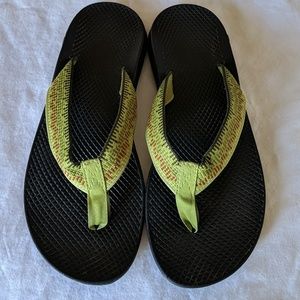 Chaco Flip Flop Sandals Lime Green Size 10